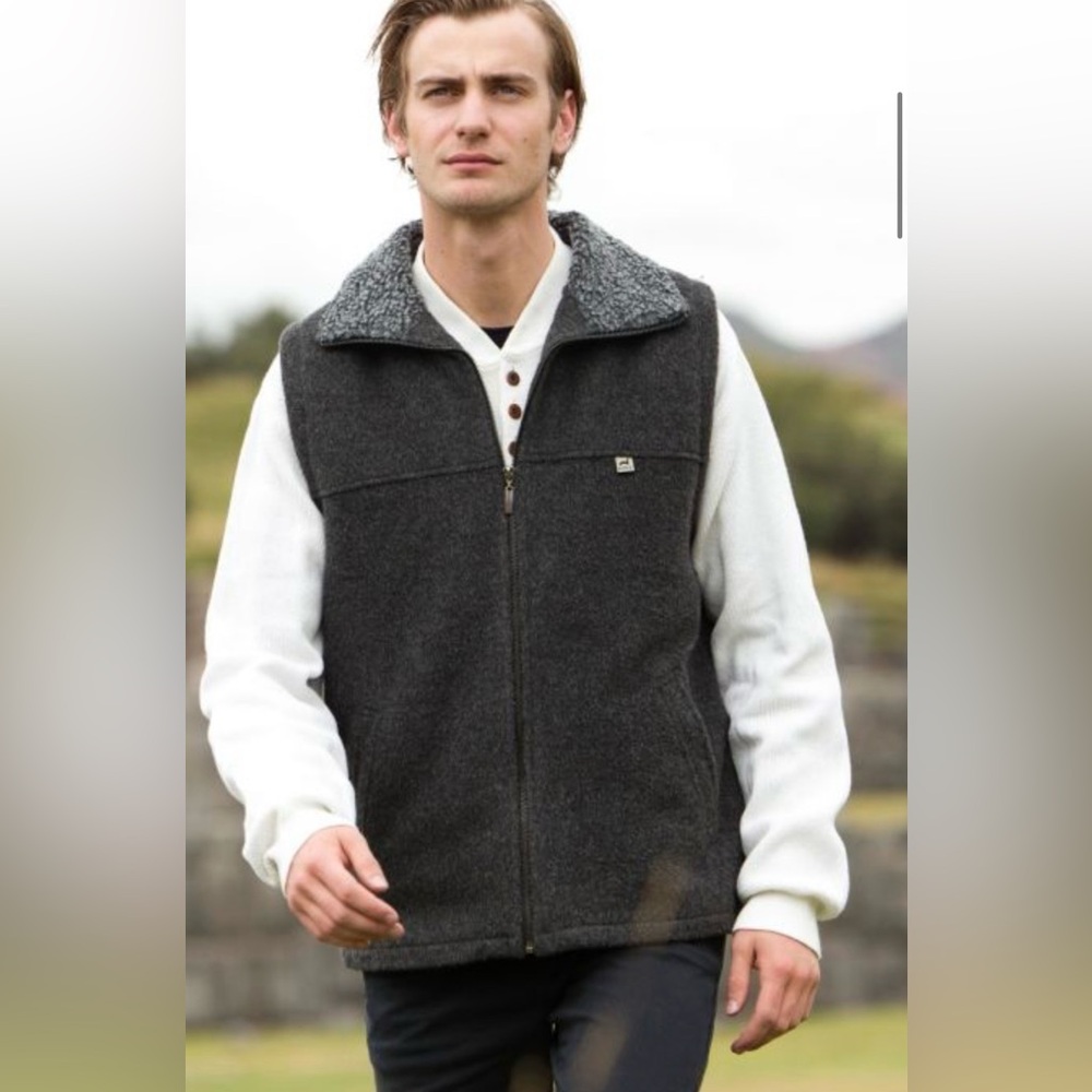 Peruvian Link Alpaca Vest Mens Size XL Sherpa Lined Moosehead